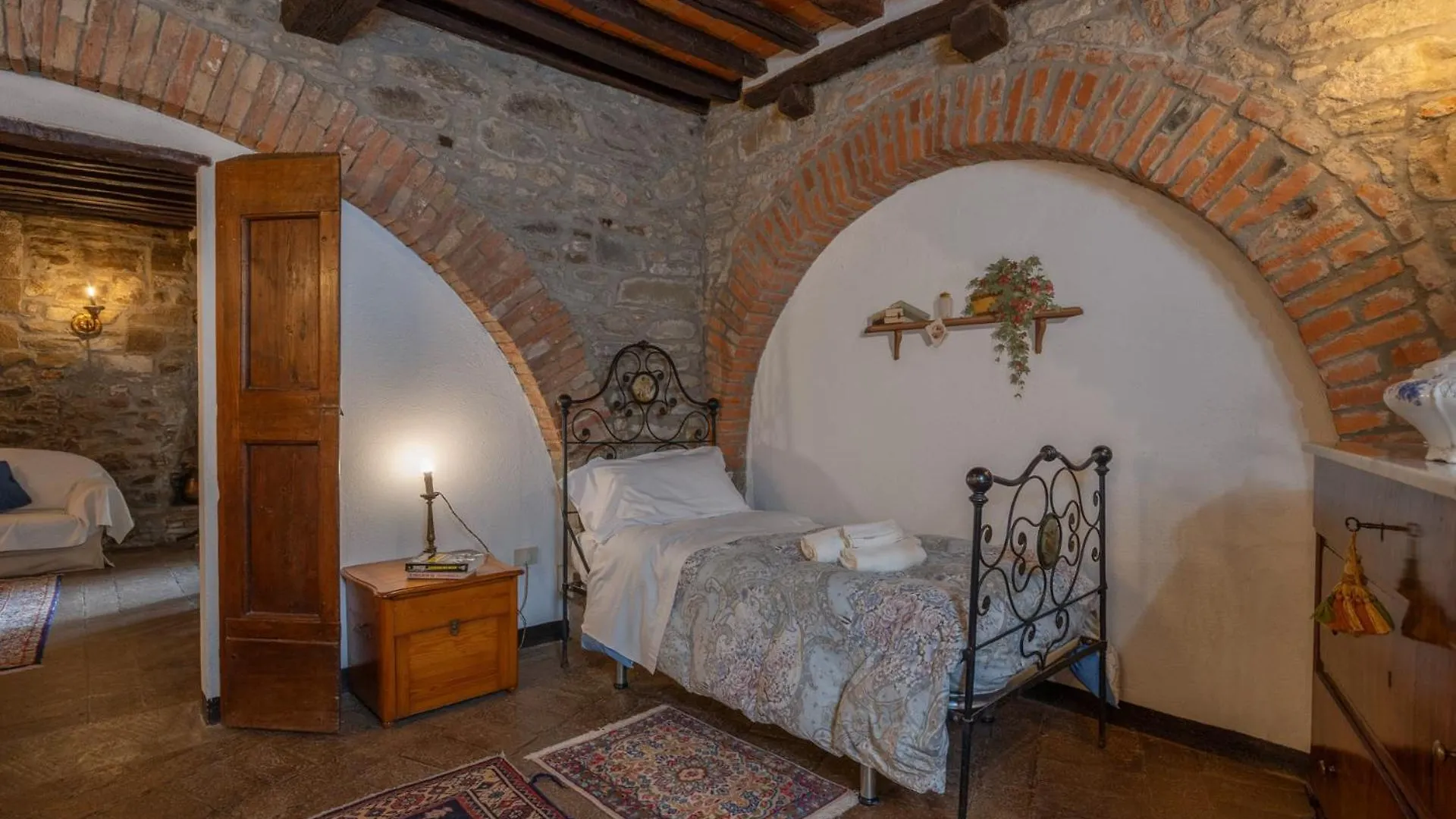 Residence Il Casale Cortona 4*,